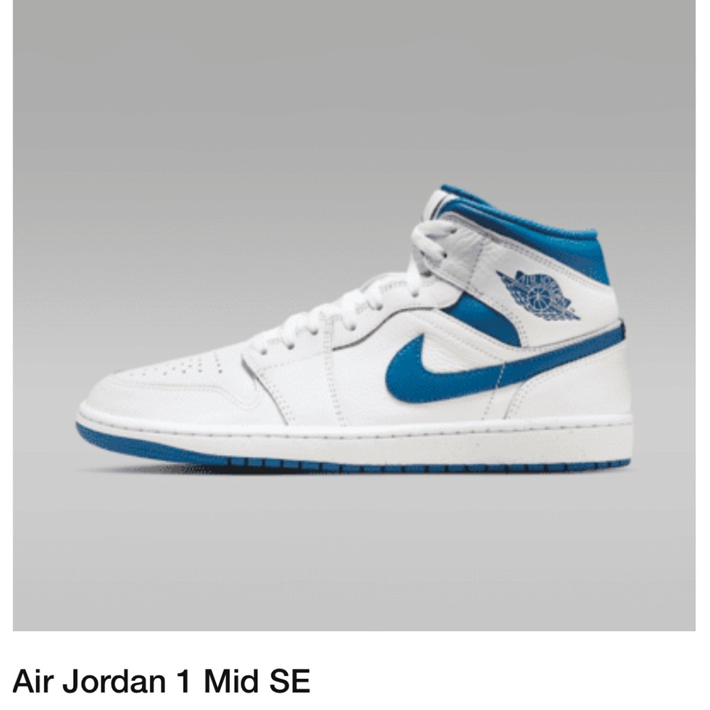 Men’s Air Jordan 1 mid SE, size 10. Only worn twice. Excellent Condition